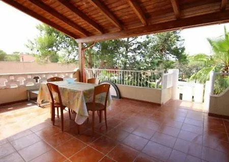 Casa Ferrara Тальзано